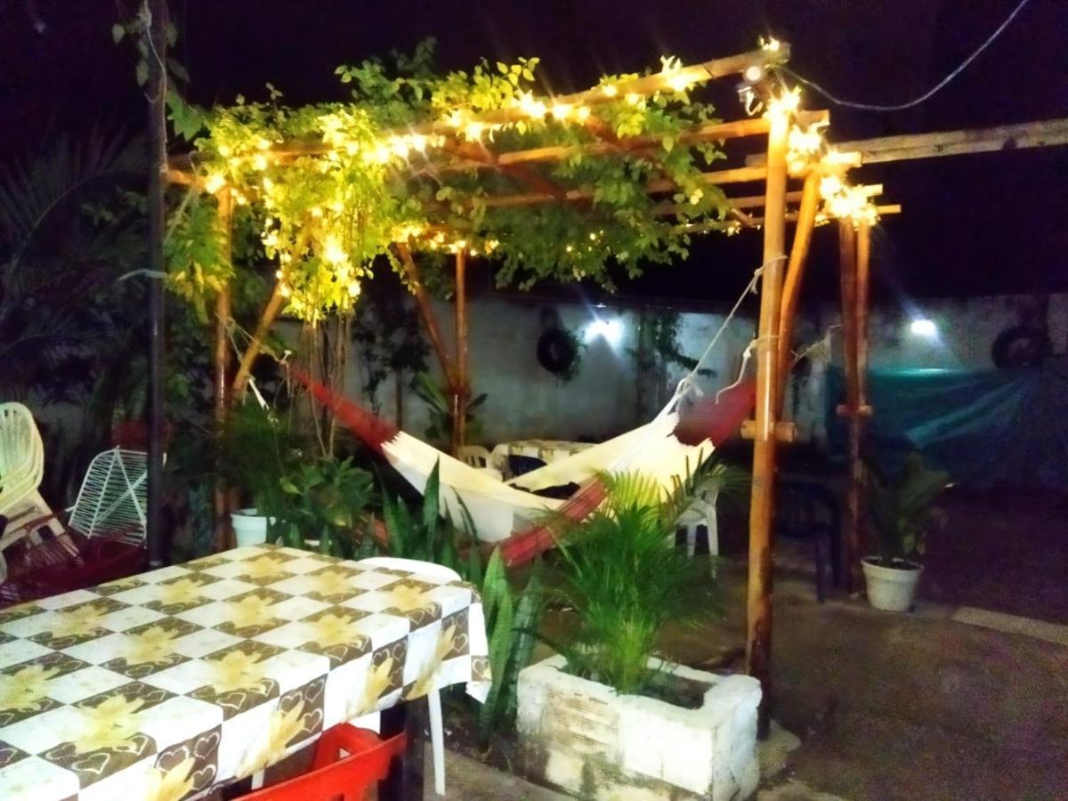 Hostal Sarita Villavieja Exterior photo
